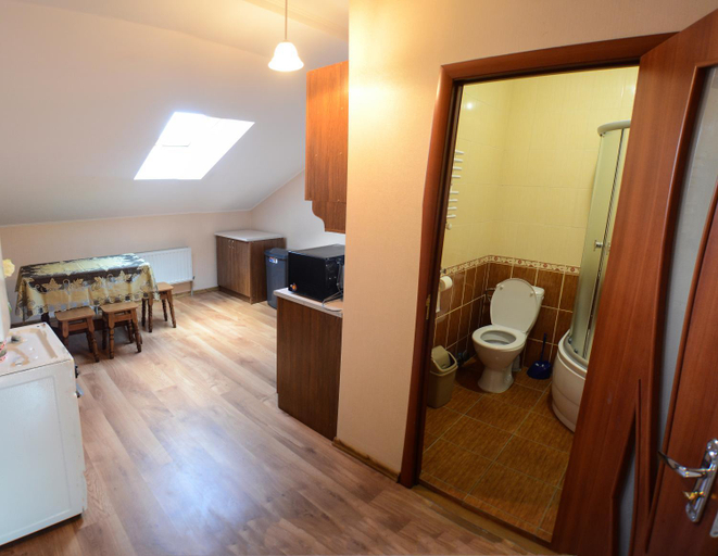 Others 3, City Hostel, Kolomyis'kyi