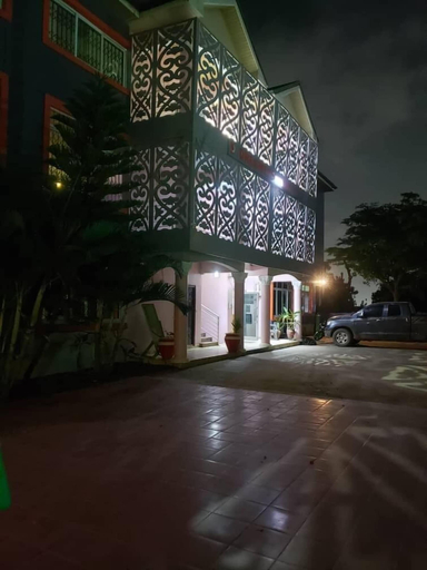 Exterior & Views 2, Dreamers Lodge, Dangbe East