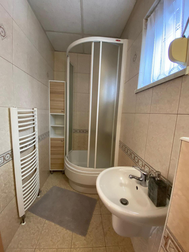 Bathroom 2, Lawendowe Wzgorze 21 dom z jacuzzi na wylacznosc, Żywiec