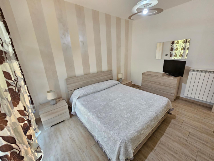 Bedroom 2, Villa Center appartamenti nel verde in citta, Campobasso