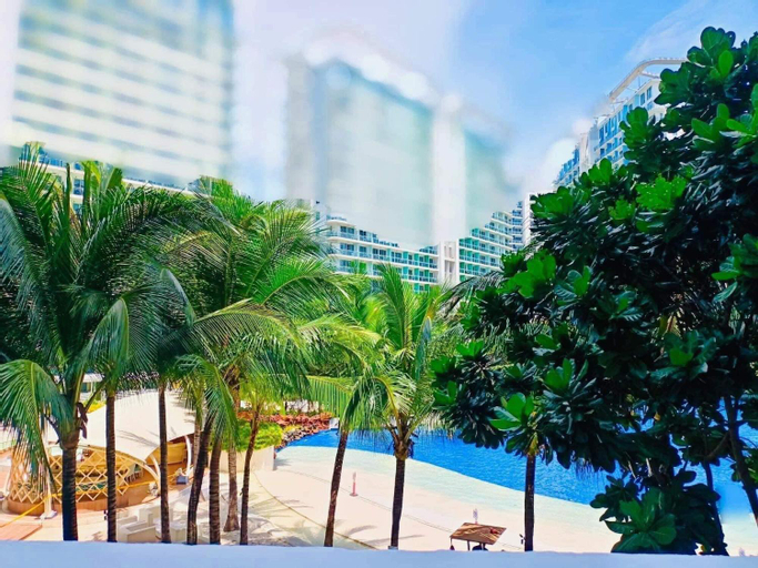 Azure Urban Resort Maui tower, Parañaque