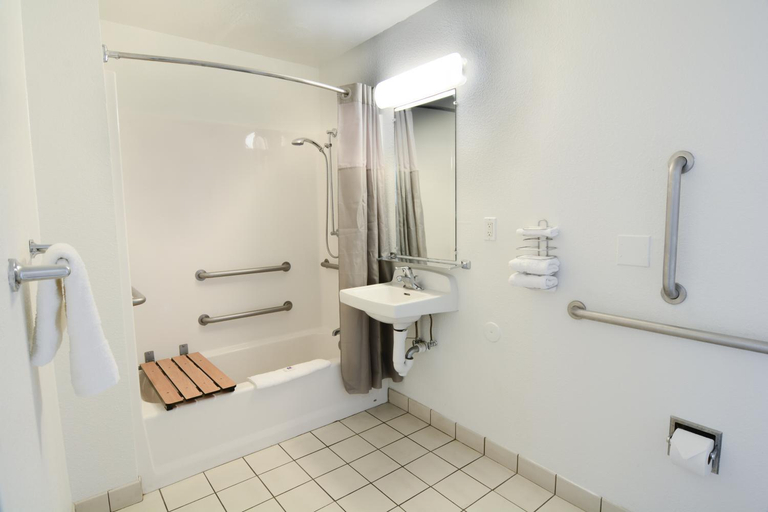 Bathroom 4, Motel 6 Galveston, TX, Galveston