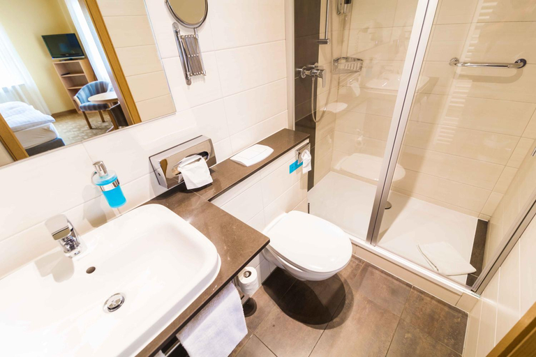Bathroom, Hotel Braun, Kitzingen