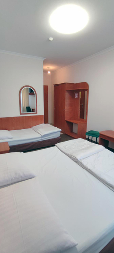 Others 4, Motel Port 2000, Świebodzin