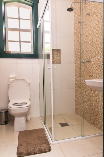 Bathroom 3, Solar de Amelia, Tiradentes