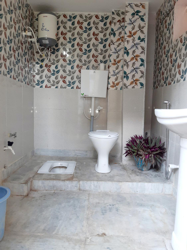 Bathroom 4