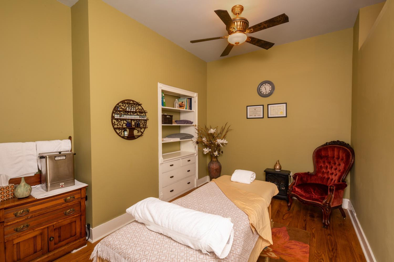 Bedroom 2, Rosemont Inn Bed Breakfast, Oneida