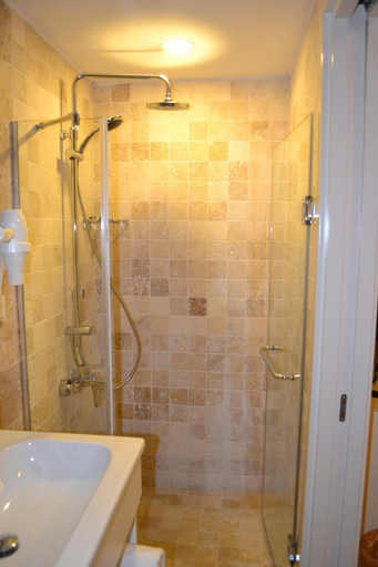 Bathroom 5, Teos Lodge Pansiyon & Restaurant, Seferihisar