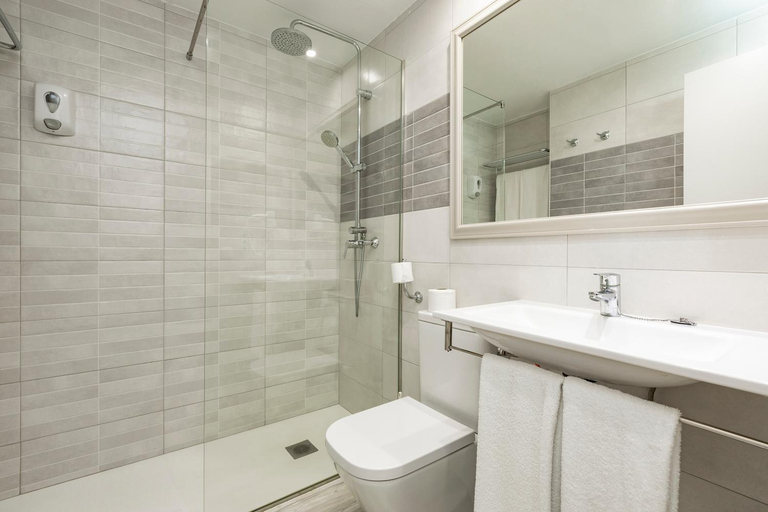 Bathroom 4, Hotel Cala d’Or Playa, Baleares