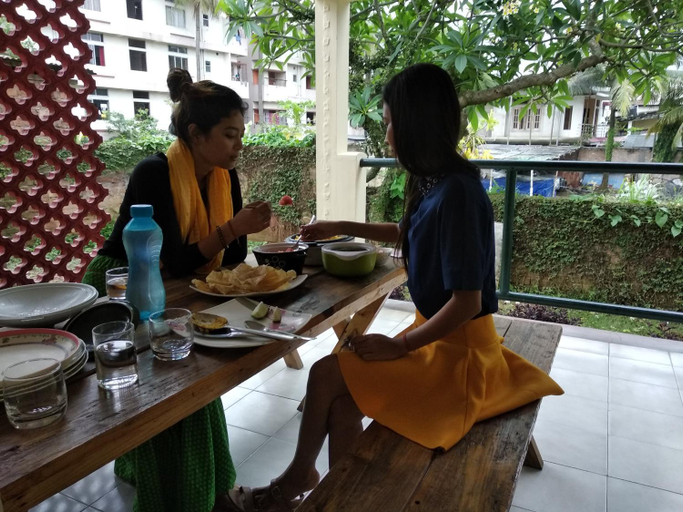 Food & Drinks 4, Gibbon Backpackers Hostel, Kamrup Metropolitan