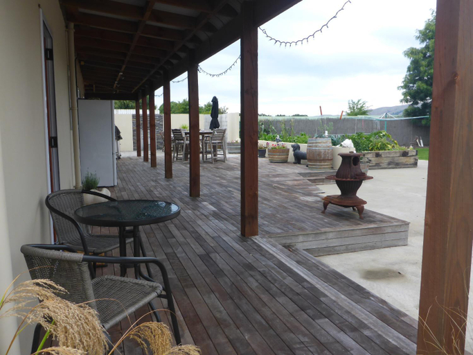 Others 4, GMH Home Stay, Marlborough