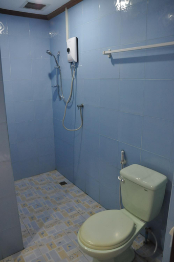 Bathroom 3, Pilgrims Kitchen & Inn, Khanthabouly