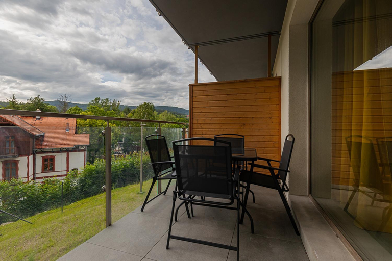 Others 2, RentPlanet - Apartamenty Stone Hill, Jelenia Góra
