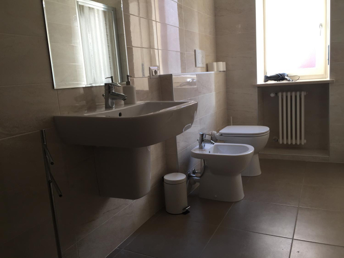 Bathroom 4, 3Jolie Rooms, Verona