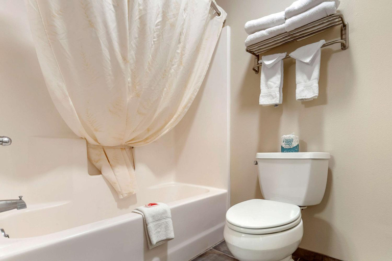 Others 5, Harmony Inn & Suites, Cherry