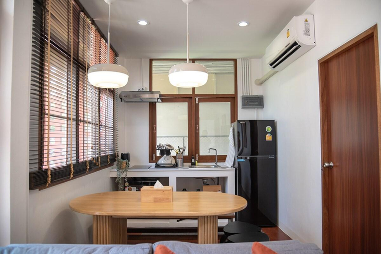 Others 5, Ray's Home,3BR with front yard,walkable to Nimman, Muang Chiang Mai