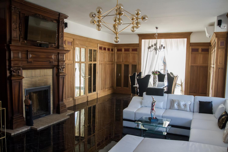 Bedroom, Maison Les Etoiles chambres d'hotes de charme avec jardin paisible et petit dejeuner a Tonnerre, Yonne