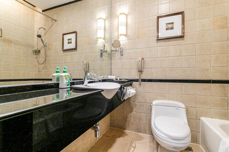 Bathroom 4