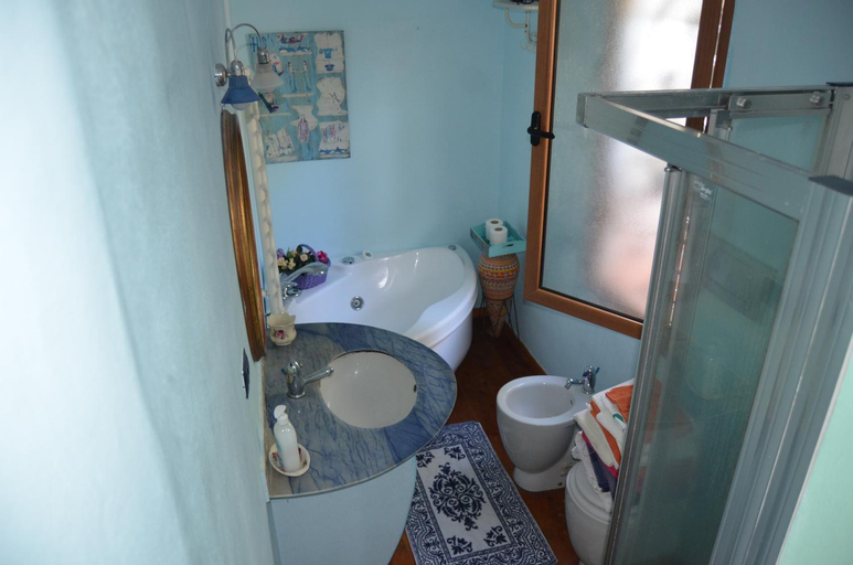 Bathroom 1