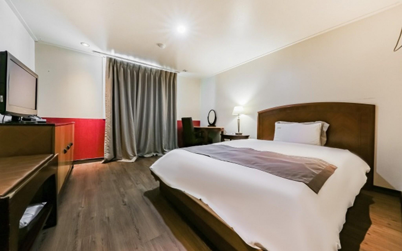 Bedroom 2, Seosan Hotel, Seosan