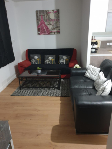 Others 5, MAISON B, Ain