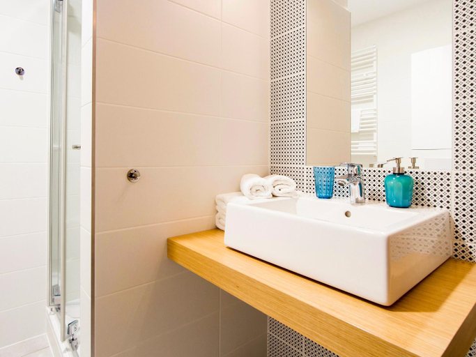 Bathroom 4, Riverside Aparthotel Cracow, Kraków City