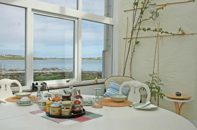 Others 5, No 1 Broughton Bed & Breakfast, Orkney Islands