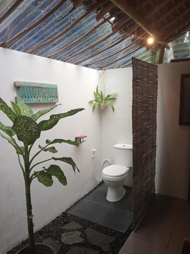 Bathroom 3, RNV Eco Resort Bungalows, Pangandaran