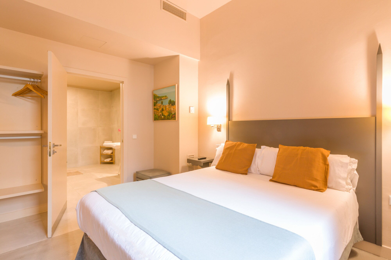 Bedroom 3, SólleRooms GuestHouse, Baleares