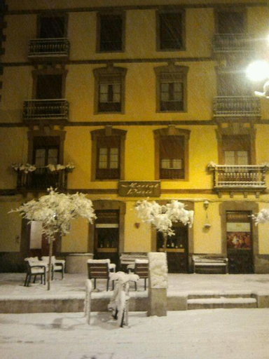 Hostal Paris, Huesca