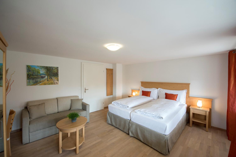 Bedroom 2, La Maison Salvagny, Lac