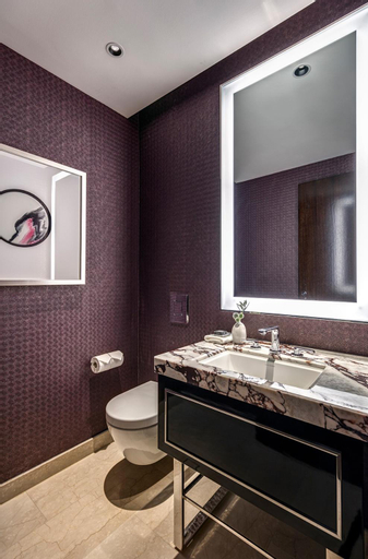 Bathroom 29