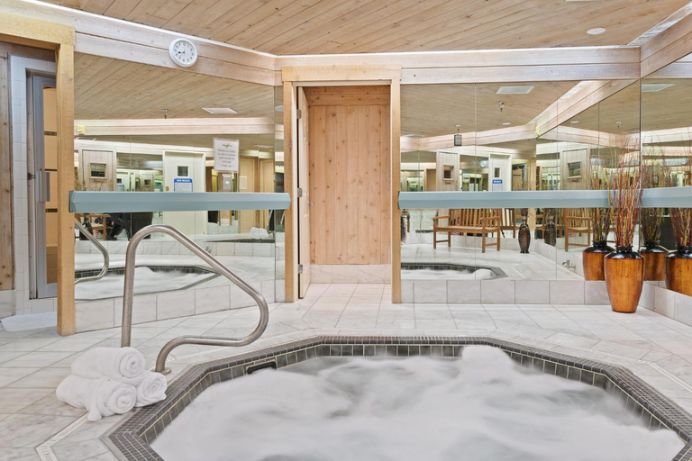Sport & Beauty 2, Poste Montane Lodge, Eagle