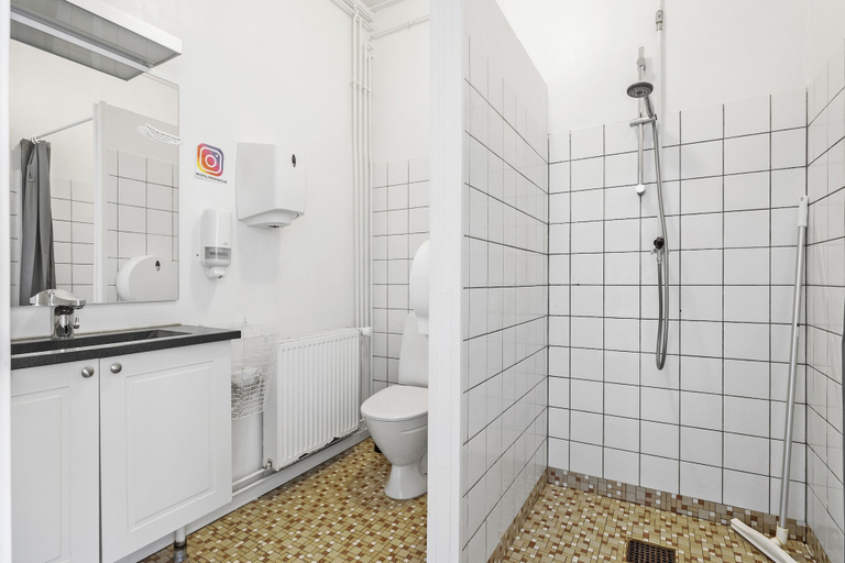 Bathroom 4, Nordliv Strand, Bornholm