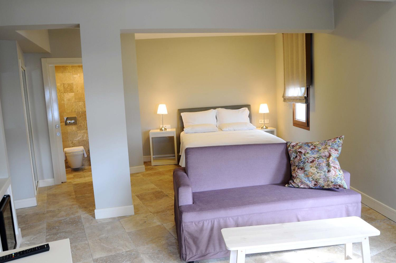 Bedroom 4, Teos Lodge Pansiyon & Restaurant, Seferihisar