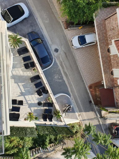 Others 3, Hotel Pierina