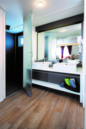Bathroom 4, Villaggio Camping Torre Del Porticciolo, Sassari
