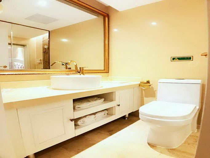 Bathroom 4, Vienna International Hotel Guilin Wanda Plaza                                              , Guilin
