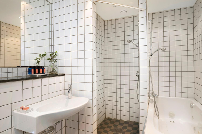 Bathroom 4, Hotel Riddargatan, Stockholm