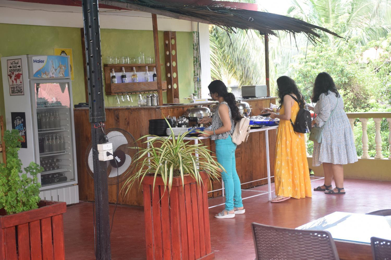 Food & Drinks 5, Laliguras Villa Beachside Escape - 100m from Candolim Beach, North Goa