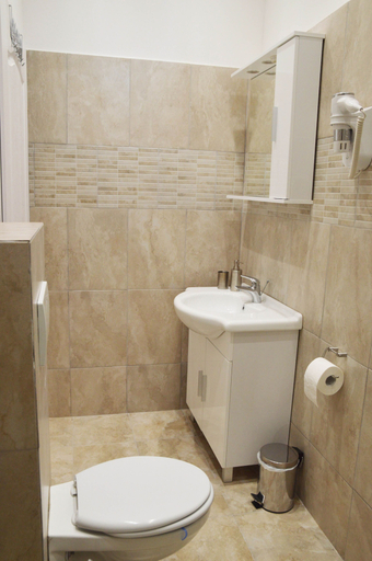 Bathroom 4, Apartments Budin, Rijeka