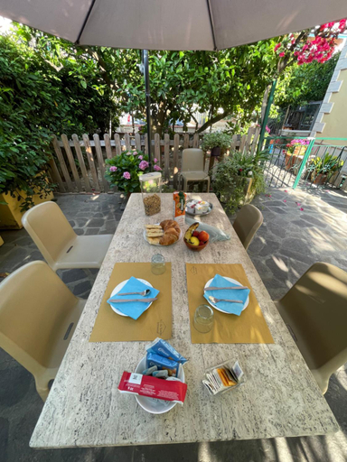 Food & Drinks 2, Ca du Ginetto B & B, Savona
