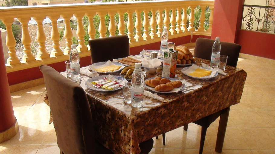 Food & Drinks 4, Pyramids Power Inn, Al-Ahram