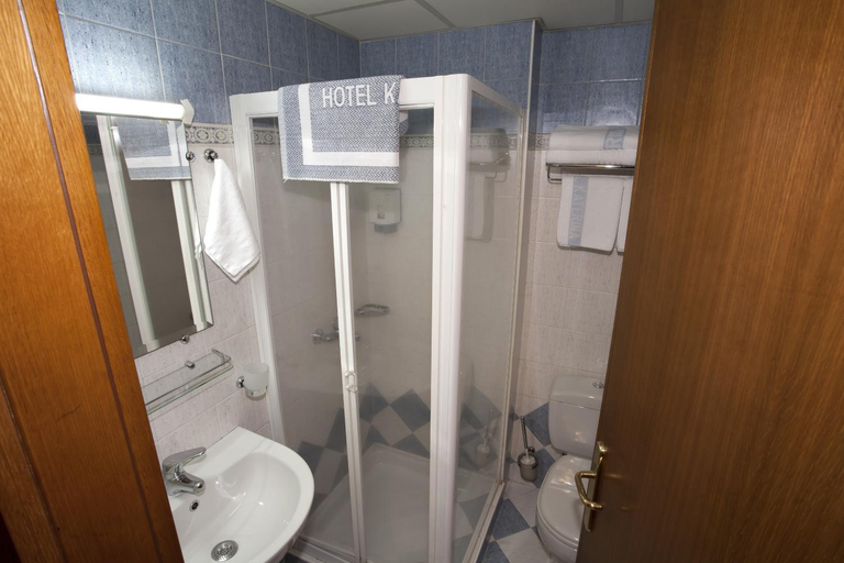 Bathroom 4, Hotel Katerina, Attica
