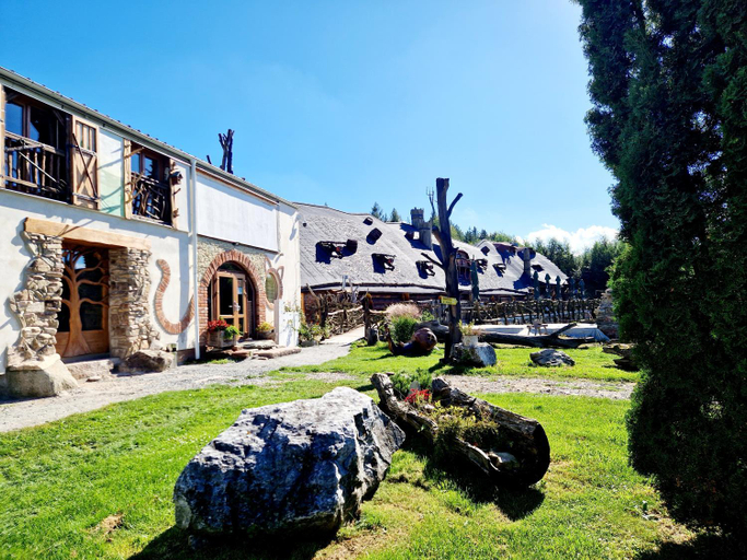Exterior & Views 1, Hotel Kocourkov, Chrudim