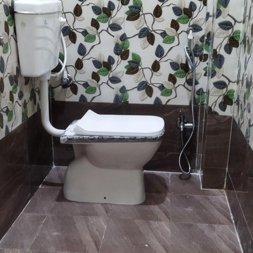 Bathroom 5, Shree Gajlaxmi Hotel, Ujjain