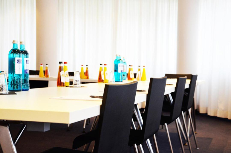 Food & Drinks 5, Tante ALMA Bristol Hotel, Frankfurt am Main