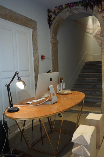 Public Area, Esqina Apartments, Lisbon