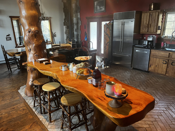 Food & Drinks, Beautiful Northwoods Getaway, Vilas