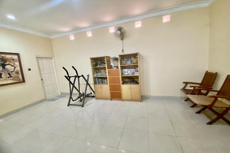 Others 4, SPOT ON 93711 Kenzie Bunkbed Syariah, Klaten